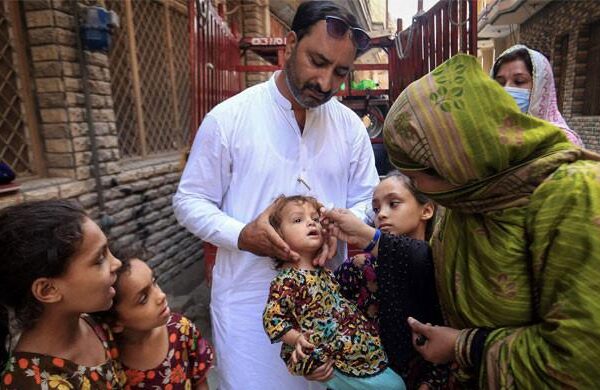 polio-paralyses-two-more-children,-raising-pakistan’s-tally-to-28