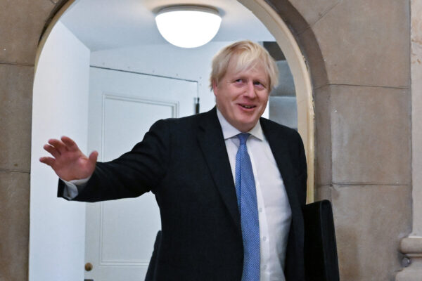 boris-johnson-makes-a-case-for-trump’s-return,-and-perhaps,-his-own