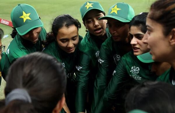 women’s-t20-world-cup:-brilliant-pakistan-restrict-new-zealand-to-110-runs