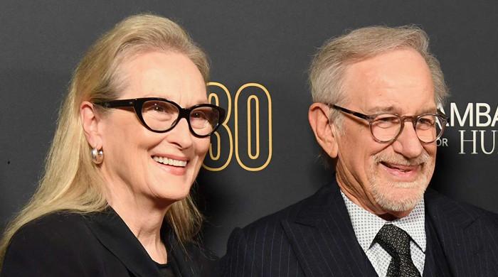 meryl-streep-gushes-over-‘lion-hearted’-pal-steven-spielberg