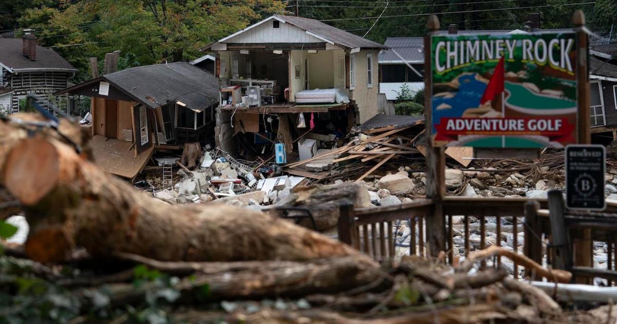 hurricane-helene-survivors-still-without-power,-homes-destroyed-by-mud
