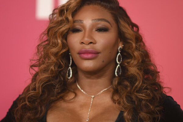 serena-williams-had-benign-cyst-size-of-“small-grapefruit”-removed-from-neck