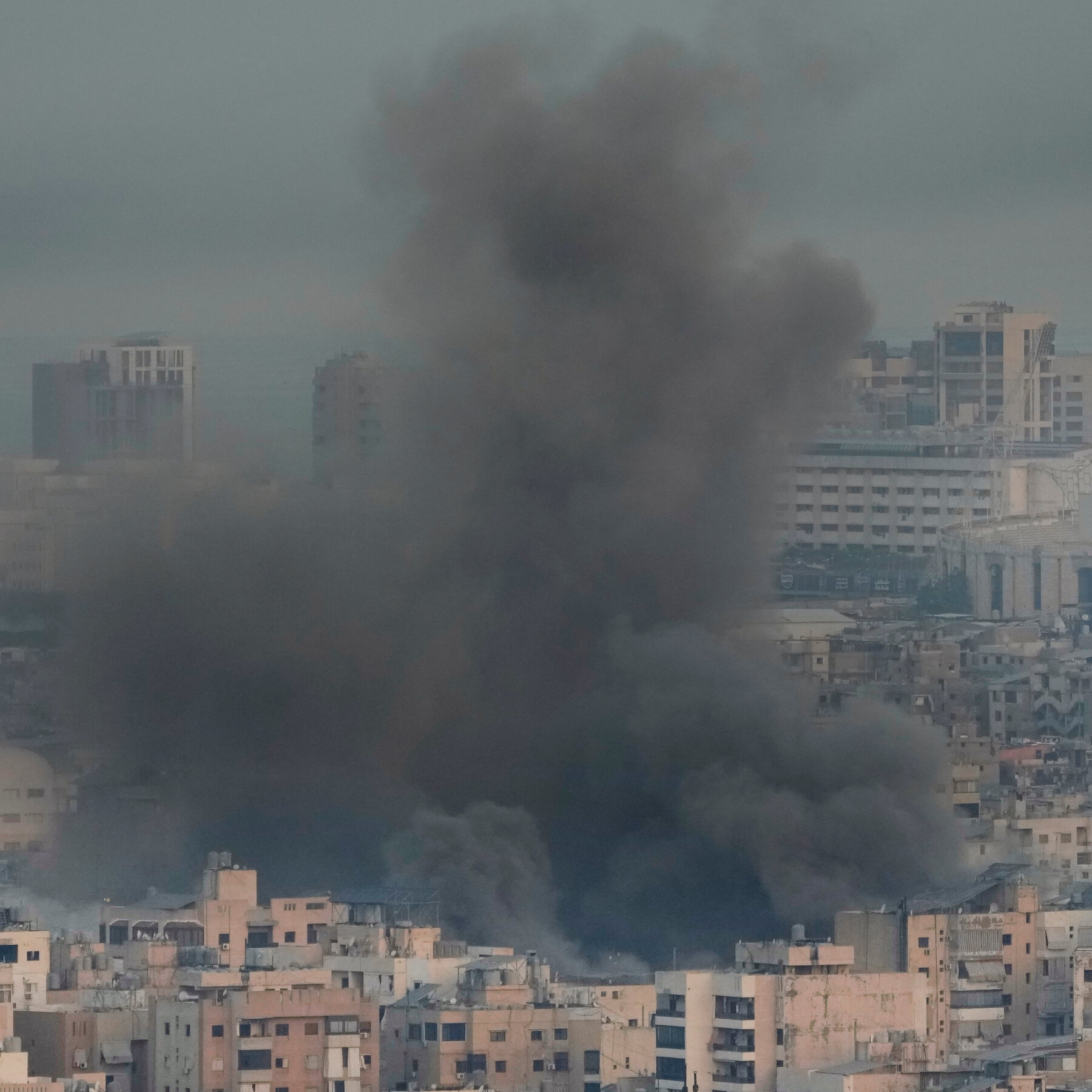 israeli-strike-hits-lebanese-municipal-building,-killing-mayor