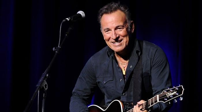 bruce-springsteen-shares-how-wife-scialfa-helped-him-fix-sleep-schedule