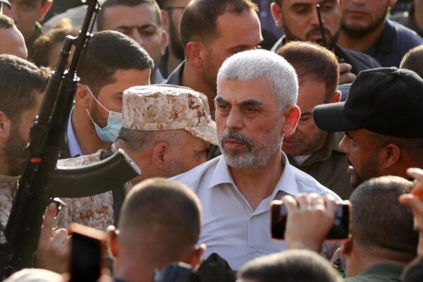 new-details-of-hamas-leader-yahya-sinwar’s-last-moments-alive