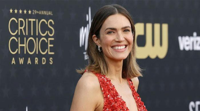 mandy-moore-marks-one-month-anniversary-since-third-child’s-birth