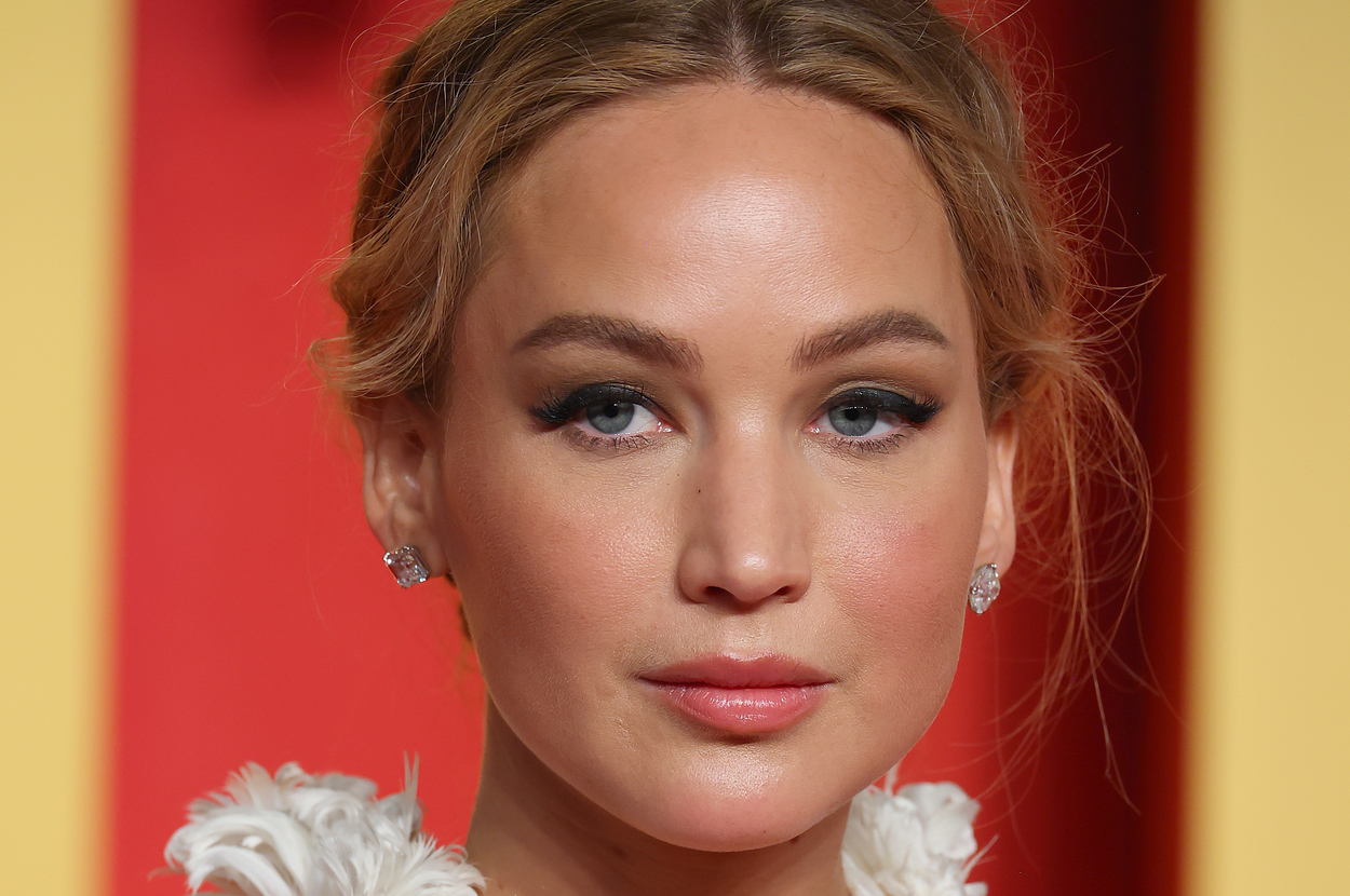 jennifer-lawrence-confirmed-that-she’s-pregnant-again,-and-congratulations-are-in-order