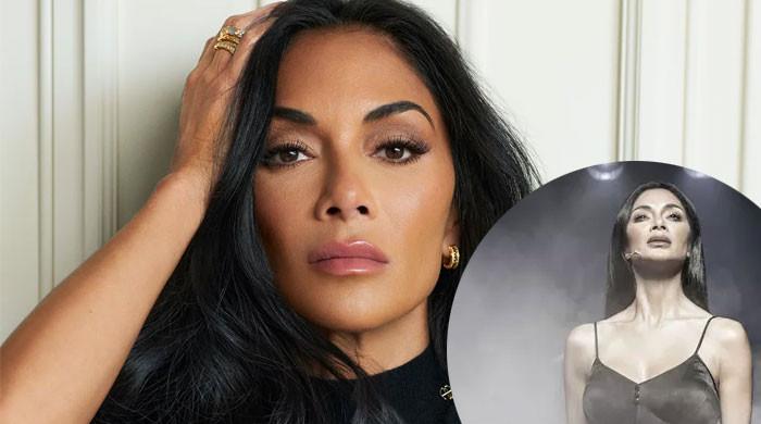 nicole-scherzinger-earns-standing-ovation-in-broadway-debut