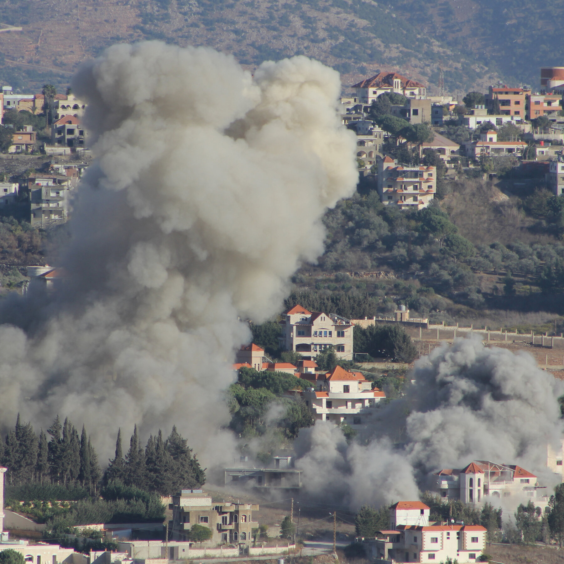 us.-tries-to-end-war-in-lebanon-that-biden-envoy-calls-‘out-of-control’