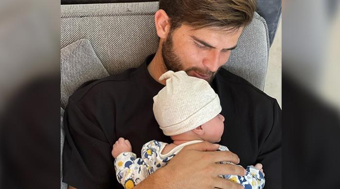 shaheen-afridi-graces-fans-with-first-picture-of-baby-boy