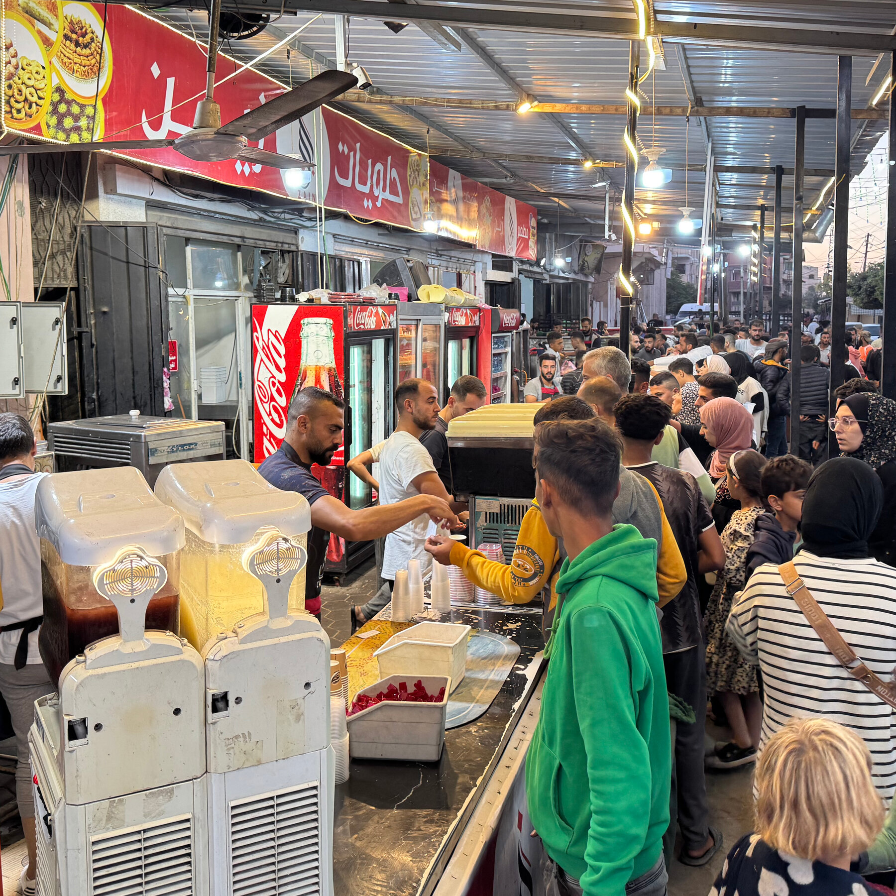 coffee,-juice,-shawarma:-tiny-traces-of-normal-life-in-a-ruined-gaza