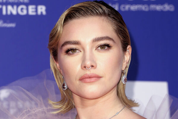 florence-pugh-recalled-feeling-baffled-when-a-doctor-advised-her-to-freeze-her-eggs-at-age-27-since-she-thought-her-pcos-symptoms-were-just-“part-of-being-a-woman”
