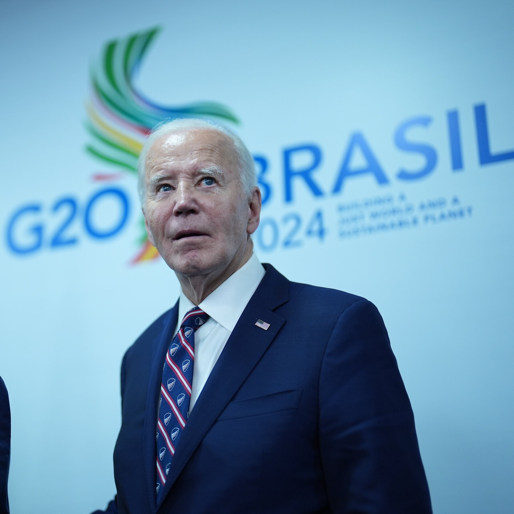 biden-fades-out-of-the-picture-in-talks-with-world-leaders