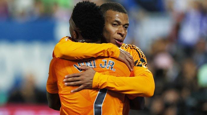 kylian-mbappe-says-he’s-beginning-to-click-with-real-madrid-teammates