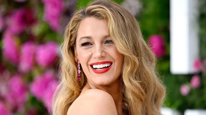 blake-lively-shares-her-‘biggest-cookie-failure’-ahead-of-holiday-season