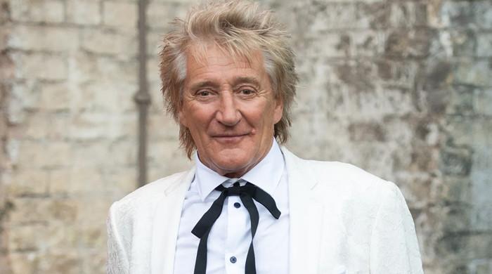 rod-stewart-pours-in-‘a-fortune’-for-glastonbury-comeback-in-2025