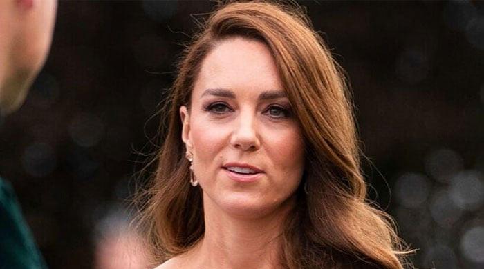 kate-middleton-released-new-letter-for-christmas-carol-guests:-read