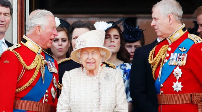 queen-elizabeth-made-big-decision-about-prince-andrew,-harry-before-her-death