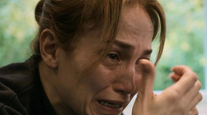 jennifer-lopez-reflects-upon-struggles-of-a-mother-in-a-‘challenging-relationship’