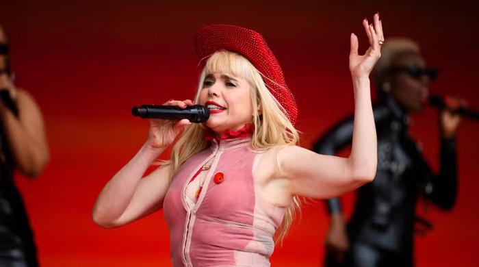 paloma-faith-recalls-old-record-deal-she-‘probably’-wont-take-again