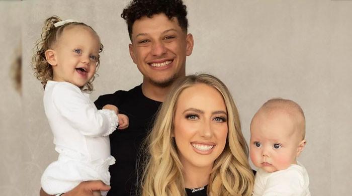 brittany-mahomes-shows-support-to-husband-patrick-with-kids-sterling,-bronze