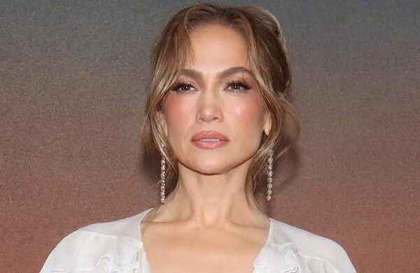 jennifer-lopez-appears-house-hunting-in-la.-amid-divorce-from-ben-affleck