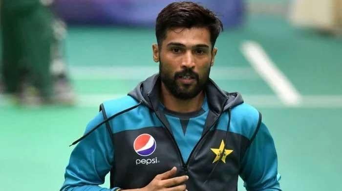 after-imad,-amir-bids-farewell-to-int’l-cricket-again