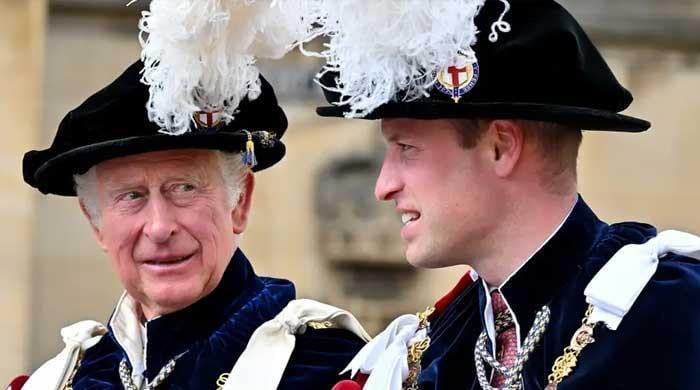 king-charles-shows-the-way-to-‘lazy’-prince-william