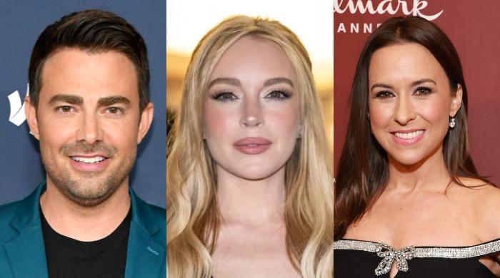 jonathan-bennett-teases-movie-with-‘mean-girls’-costars-lindsay-lohan,-lacey-chabert