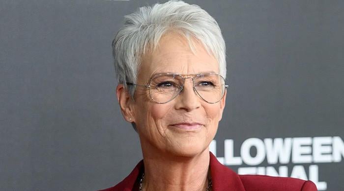 jamie-lee-curtis-opens-up-about-holiday-stress