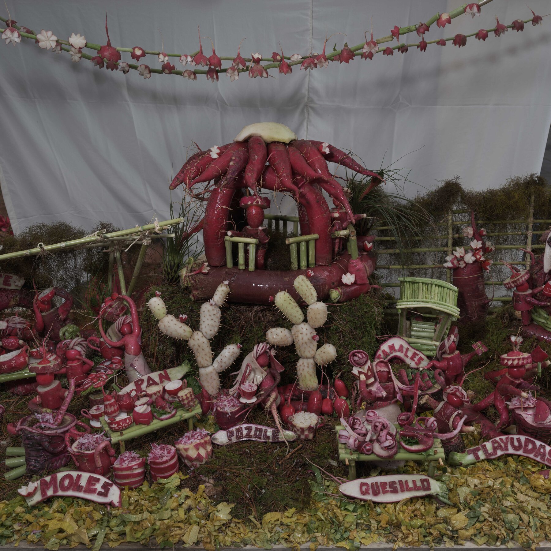 this-127-year-old-christmas-contest-has-an-unusual-star:-the-radish