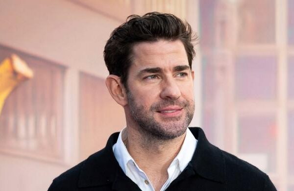john-krasinski-not-backing-down-from-failed-approach:-source