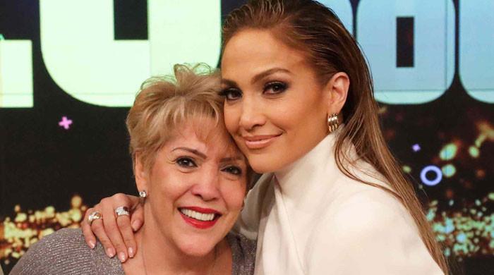 jennifer-lopez-shares-her-parents’-powerful-advise