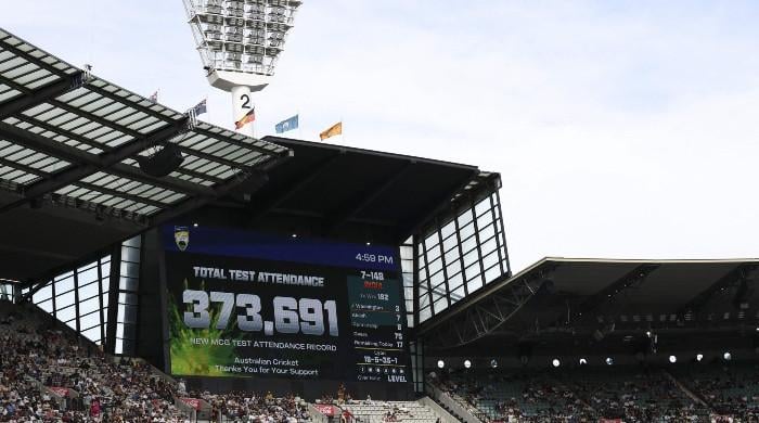 india-vs-australia-test-draws-record-breaking-crowd-at-mcg