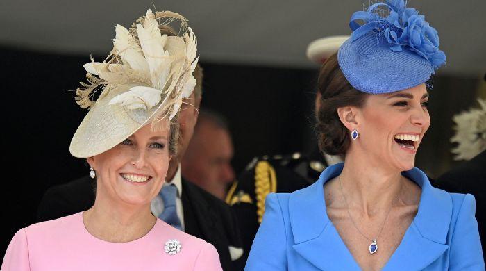 kate-middleton,-sophie-wessex-bond-over-ae˜so-called-commoners’-image