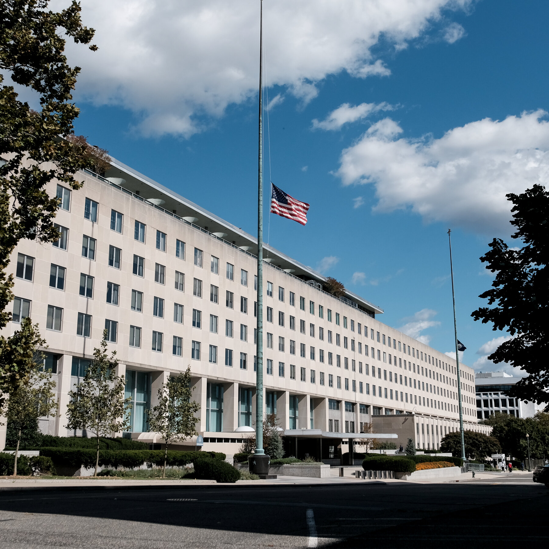 scores-of-senior-diplomats-are-leaving-posts-as-trump-takes-office