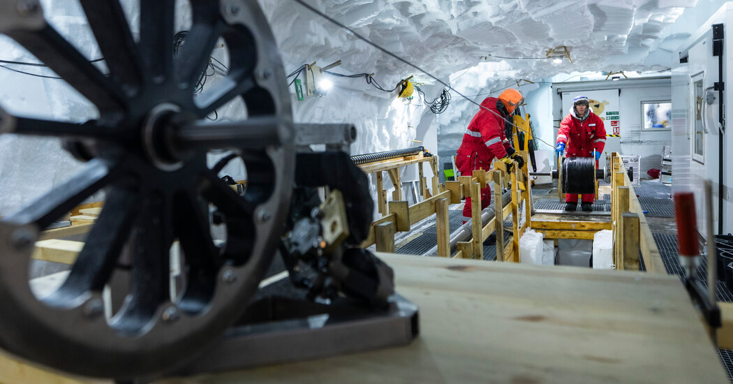 in-greenland,-the-ice-doesn’t-just-flow,-it-quivers-and-quakes