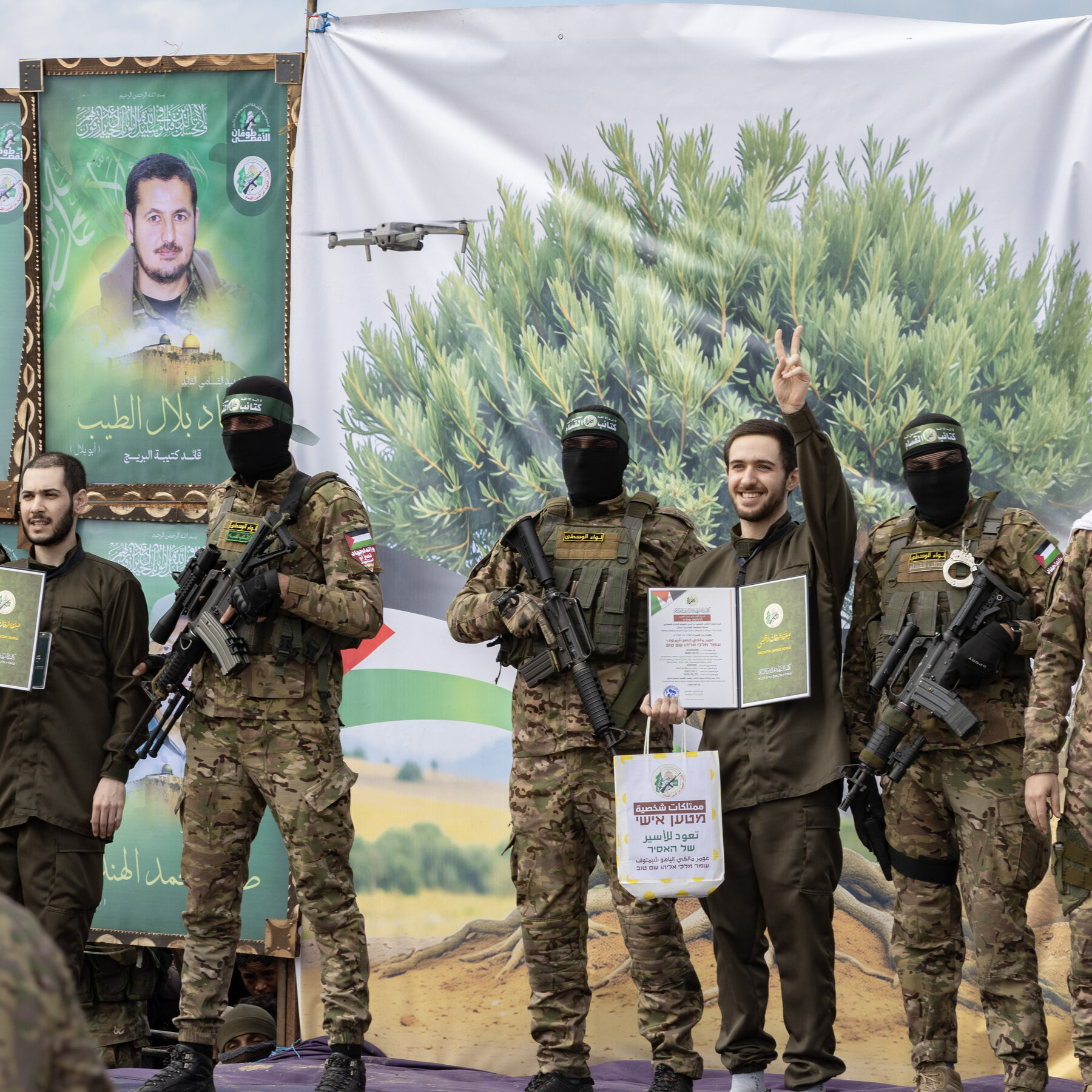 hamas-frees-6-hostages-as-israel-delays-palestinian-prisoner-release