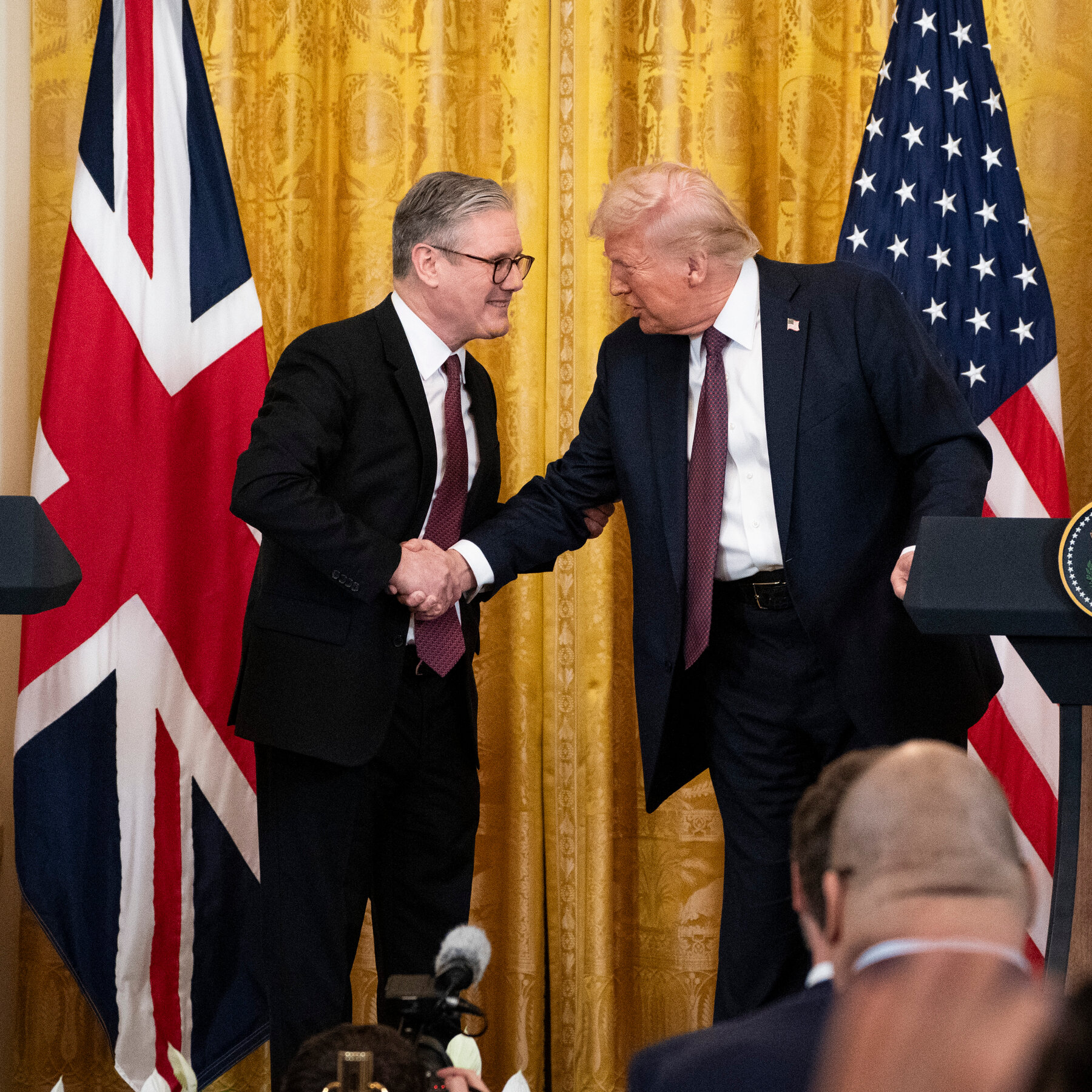 with-a-letter-from-king-charles,-starmer-was-welcomed-into-trump’s-court