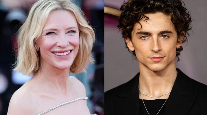 cate-blanchett-shares-opinion-on-timothee-chalamet’s-portrayal-of-bob-dylan
