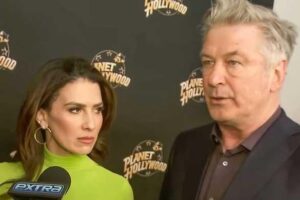 alec-baldwin-used-to-drink-at-restaurant-to-stay-away-from-hilaria,-claims-‘ex-neighbor’