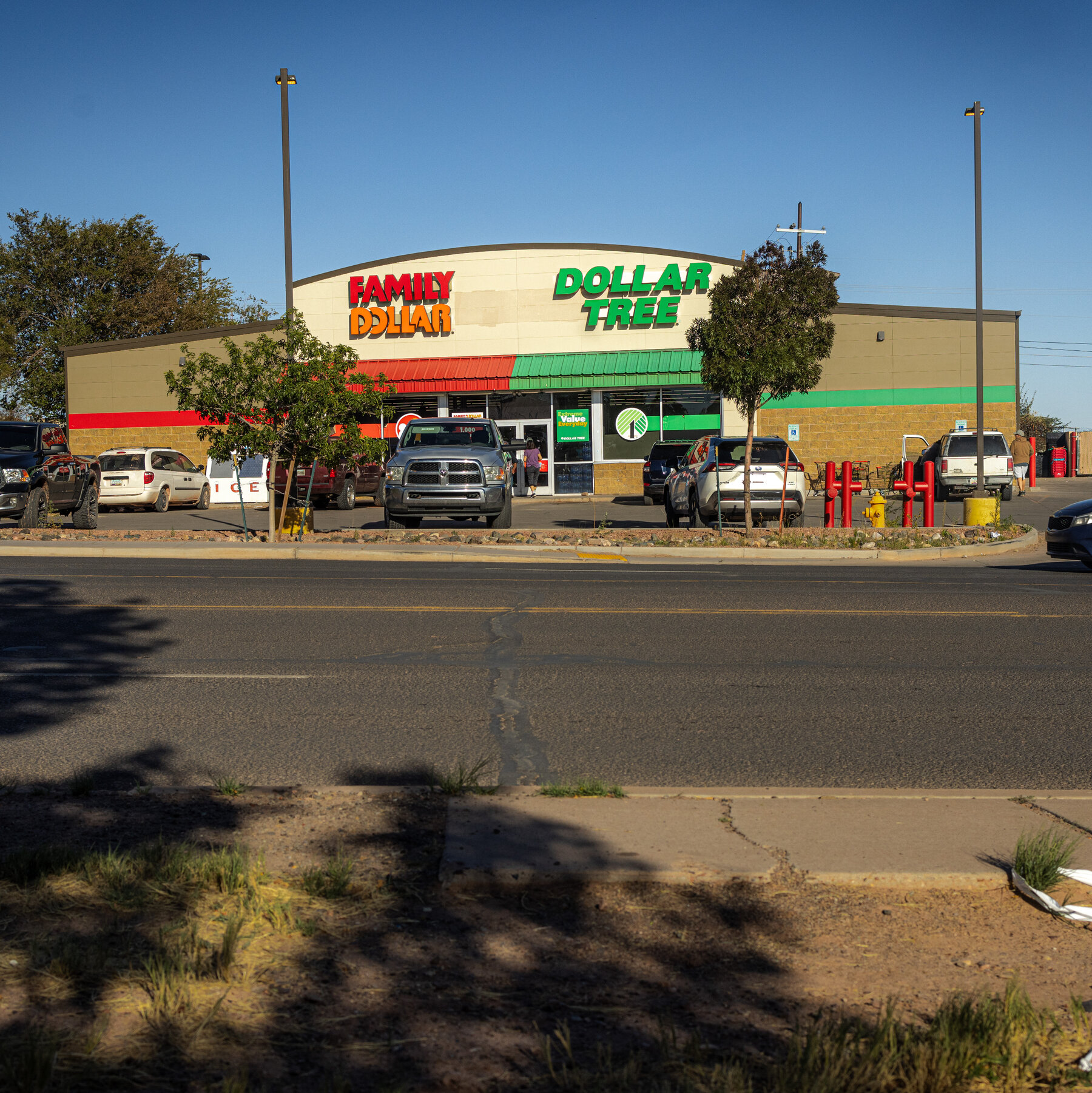 dollar-tree-is-selling-family-dollar-for-$1-billion