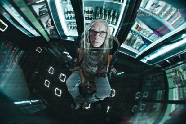 critics-are-saying-the-return-of-“black-mirror:-will-be-your-next-binge-watch