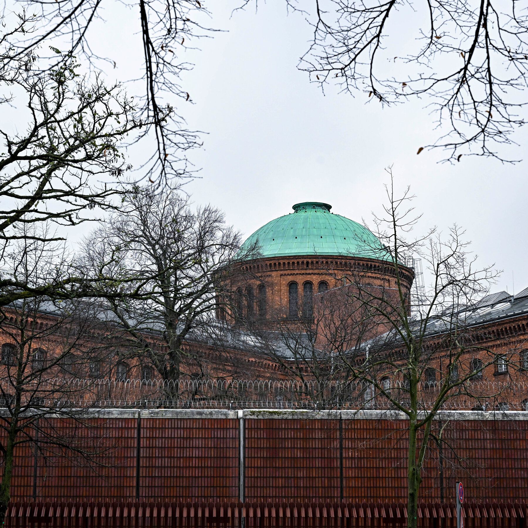 palliative-care-doctor-is-charged-with-serial-murder-of-15-patients-in-germany