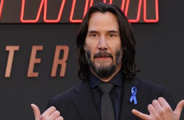 keanu-reeves-to-rock-the-coachella-stage