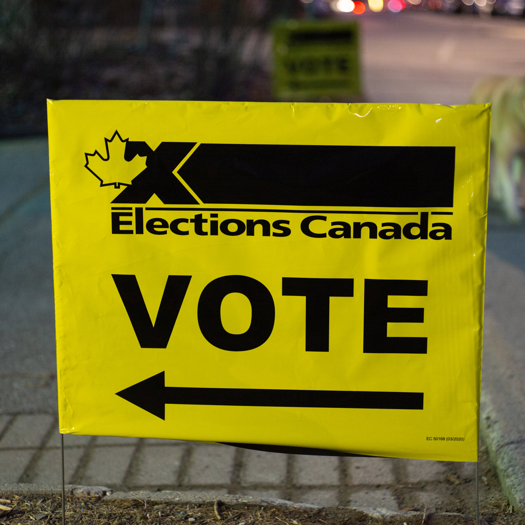 at-a-time-of-crisis,-canadians-rush-to-vote