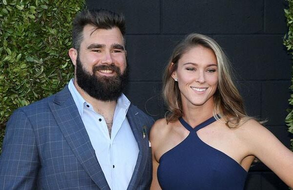 kylie-kelce-recalls-the-moment-she-knew-she-wanted-another-baby-with-jason