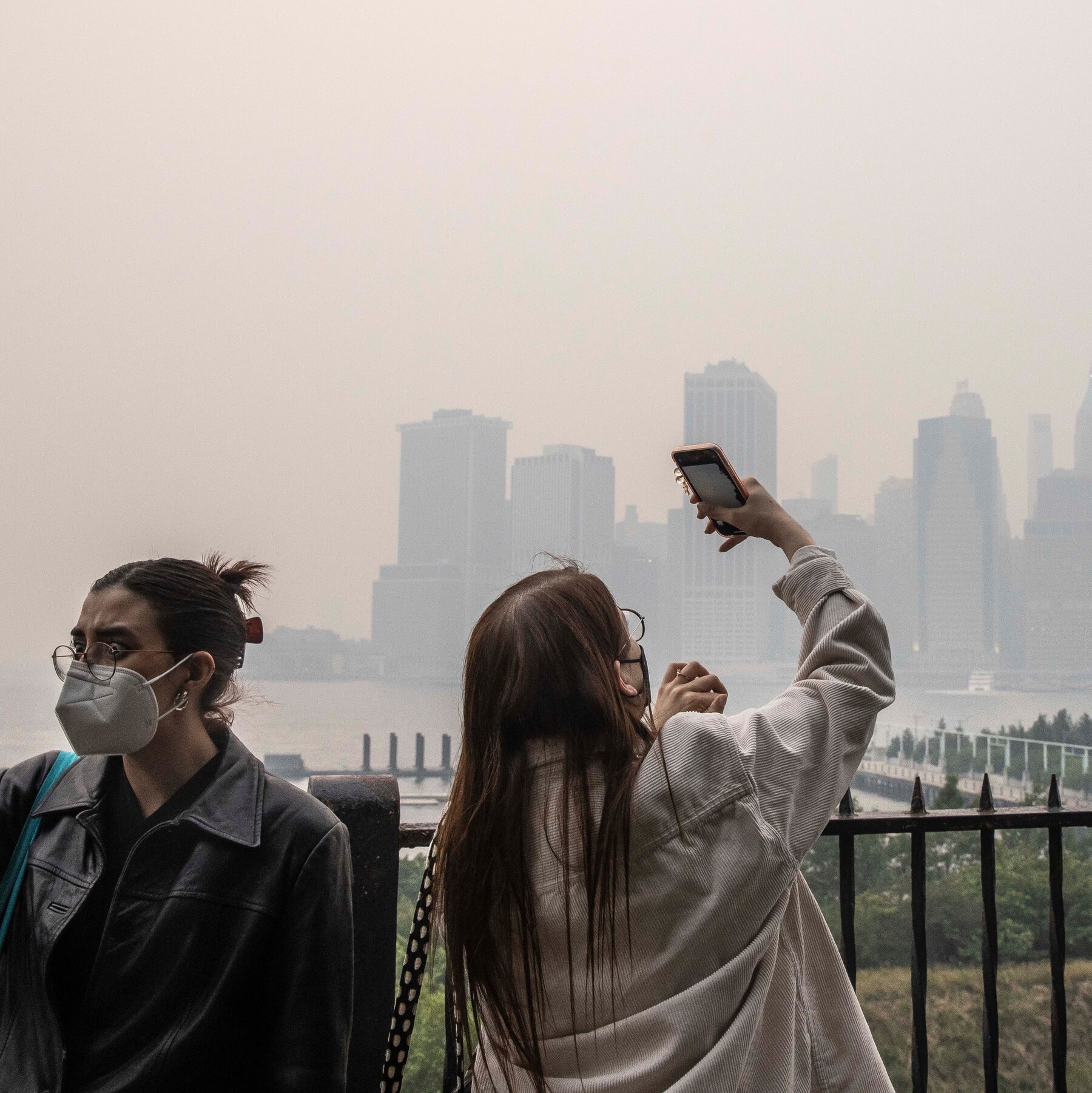 almost-half-of-americans-breathe-unhealthy-air,-report-finds