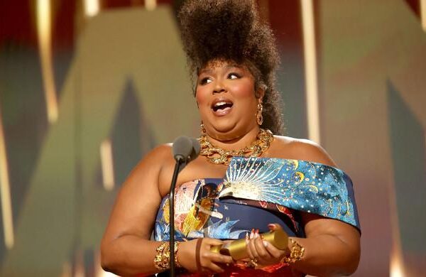 lizzo-gives-tips-to-ae˜regulate’-health-in-weight-loss-journey