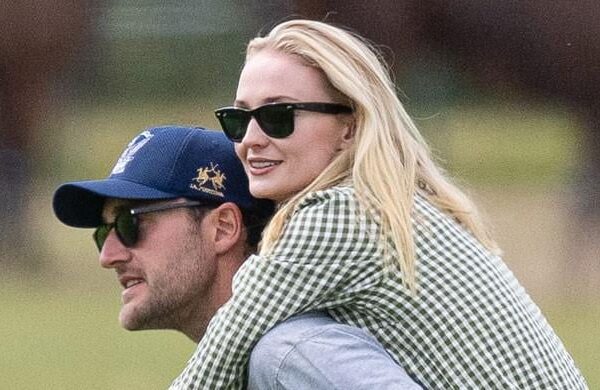 Sophie Turner no longer dating aristocrat Peregrine Pearson? sophie-turner-no-longer-dating-aristocrat-peregrine-pearson?
